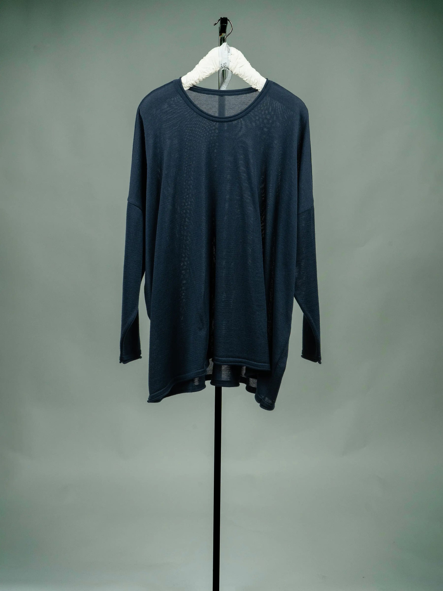 KAYIKO – local Designer Avantgarde Strick aus Wien, Österreich – local designer avant-garde knitwear from Vienna, Austria