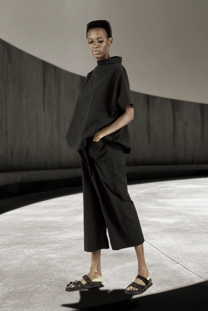 KAYIKO – Avantgarde Designer Mode aus Wien, Österreich – Avant-Garde Designer Fashion from Vienna, Austria