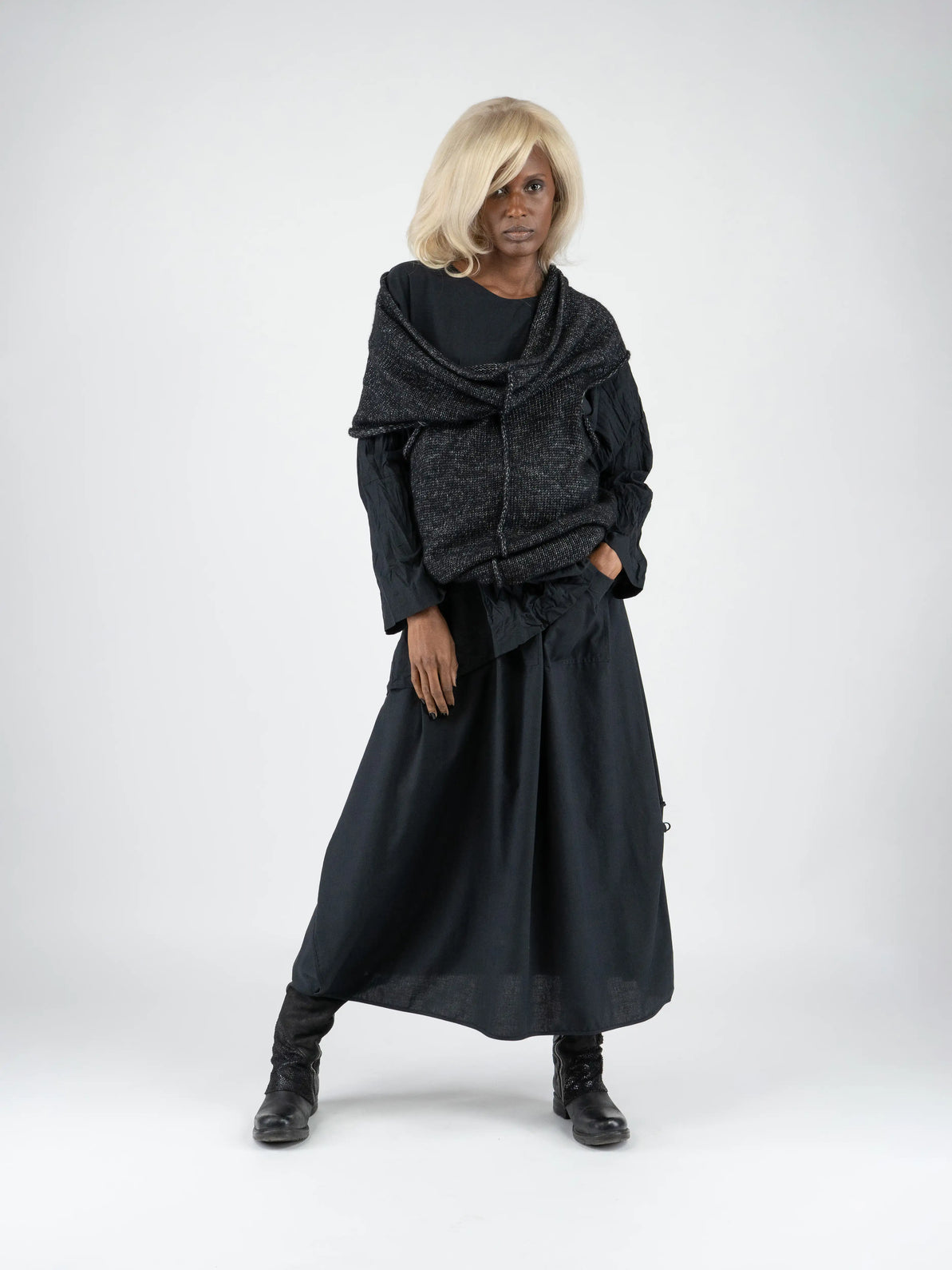 KAYIKO – Avantgarde Designer Mode aus Wien, Österreich – Avant-Garde Designer Fashion from Vienna, Austria