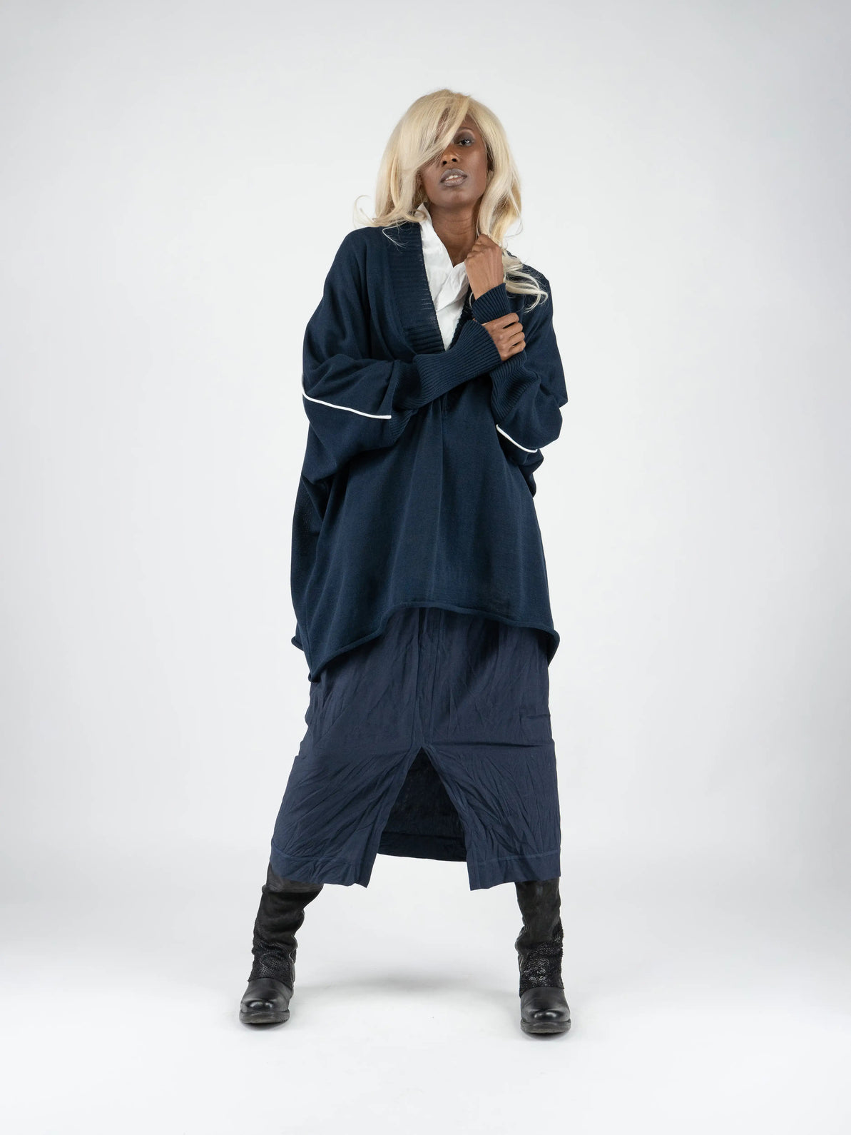 KAYIKO – Avantgarde Designer Mode aus Wien, Österreich – Avant-Garde Designer Fashion from Vienna, Austria