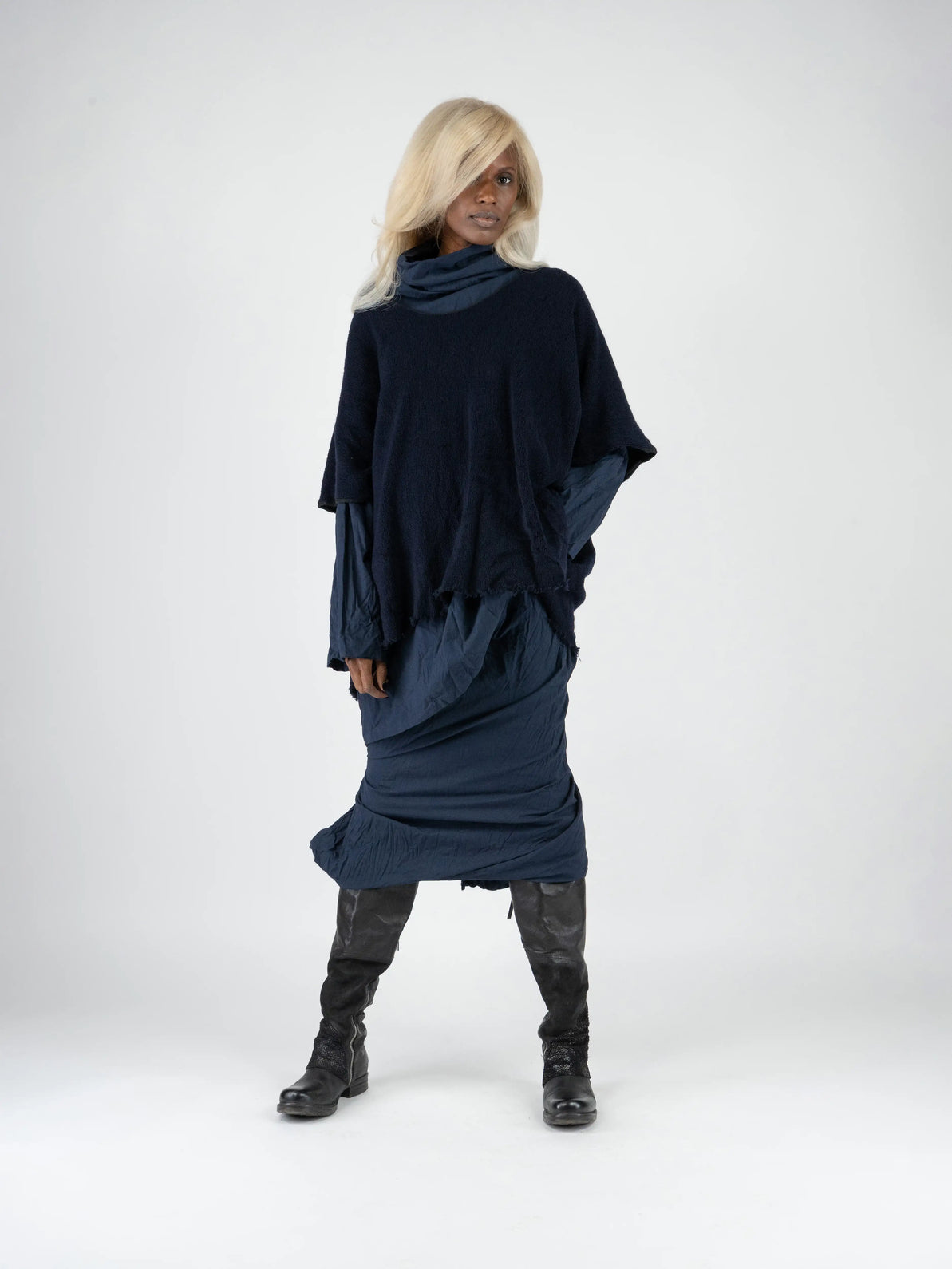 KAYIKO – Avantgarde Designer Mode aus Wien, Österreich – Avant-Garde Designer Fashion from Vienna, Austria