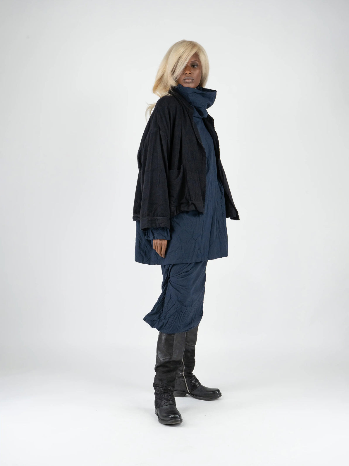 KAYIKO – Avantgarde Designer Mode aus Wien, Österreich – Avant-Garde Designer Fashion from Vienna, Austria