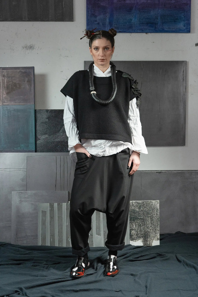 KAYIKO – Avantgarde Designer Mode aus Wien, Österreich – Avant-Garde Designer Fashion from Vienna, Austria
