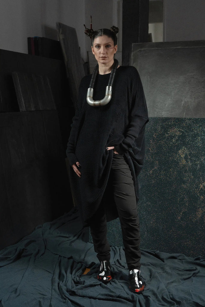 KAYIKO – Avantgarde Designer Mode aus Wien, Österreich – Avant-Garde Designer Fashion from Vienna, Austria